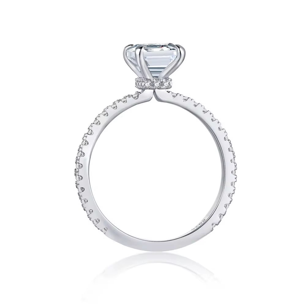 Radiant Cut Solitaire Ring in 925 Sterling Silver