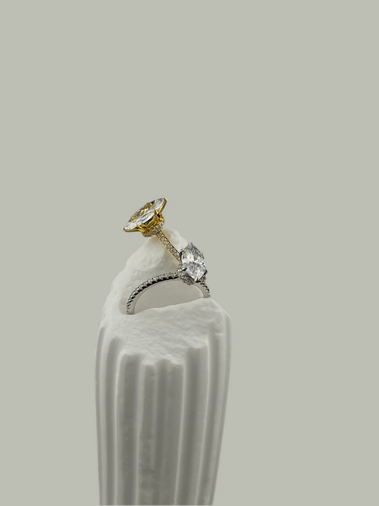 Oval Moissanite Solitaire Ring – 925 Silver & 18K Gold-Plated | ROYBEL