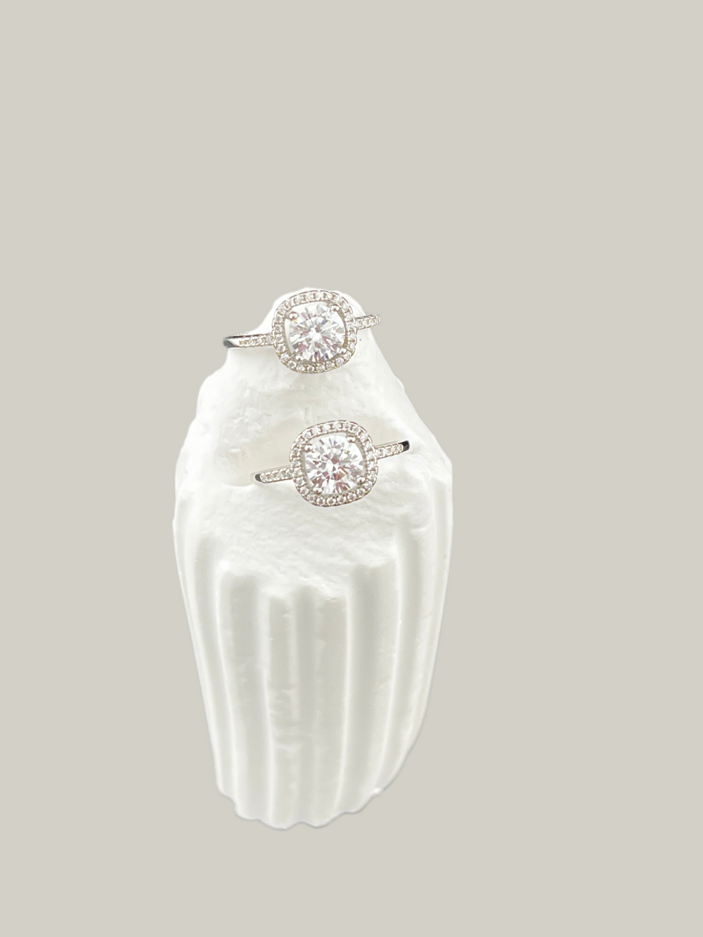 Halo Sparkle Ring in 925 Sterling Silver