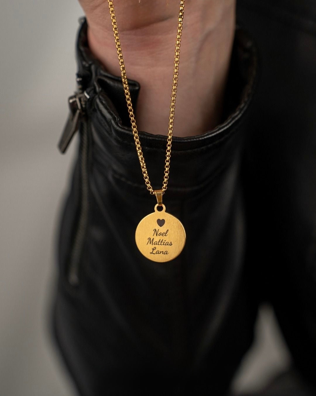 Personalized Round Photo Necklace 20mm